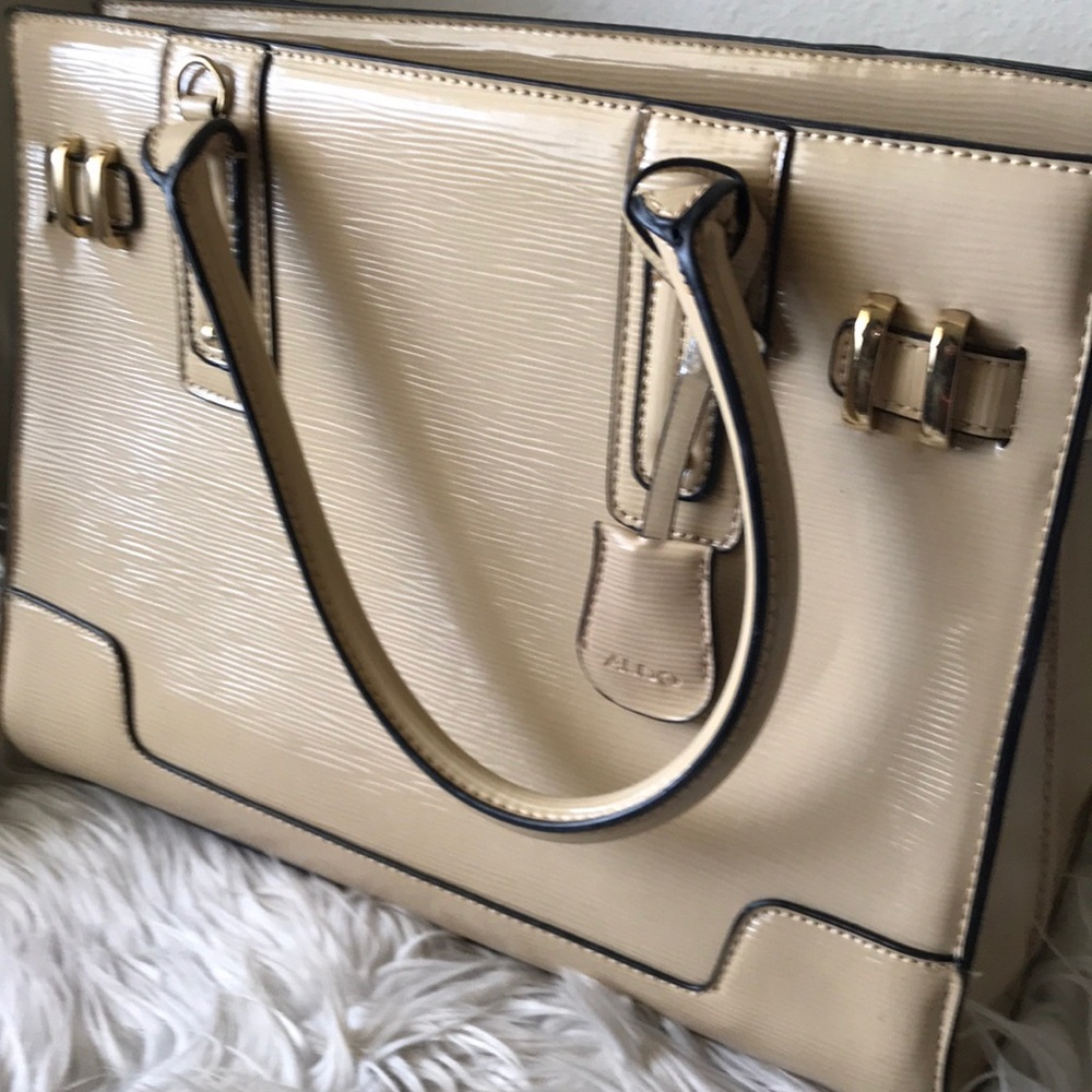 Purse - Picture 3 of 3